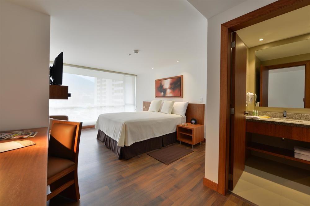 Best Western Hotel Zen Quito Ngoại thất bức ảnh