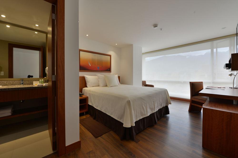Best Western Hotel Zen Quito Ngoại thất bức ảnh