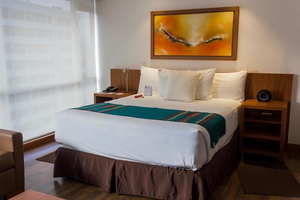 Best Western Hotel Zen Quito Ngoại thất bức ảnh