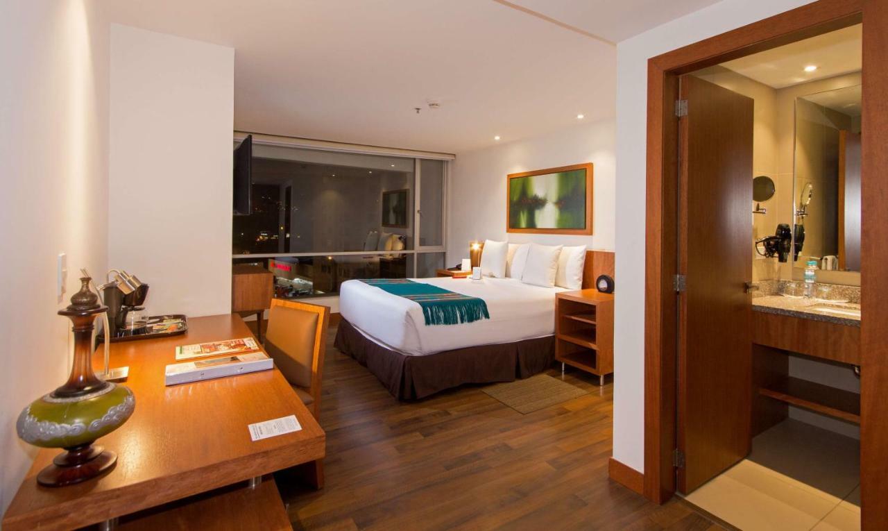 Best Western Hotel Zen Quito Ngoại thất bức ảnh